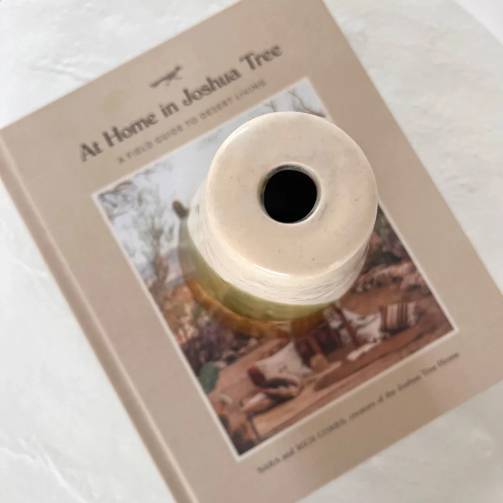 BEAUTIFUL HANDMADE STUDIO POTTERY‎ DRIED FLOWER VASE NEUTRAL COLOURS GLAZING - Picture 10 of 11